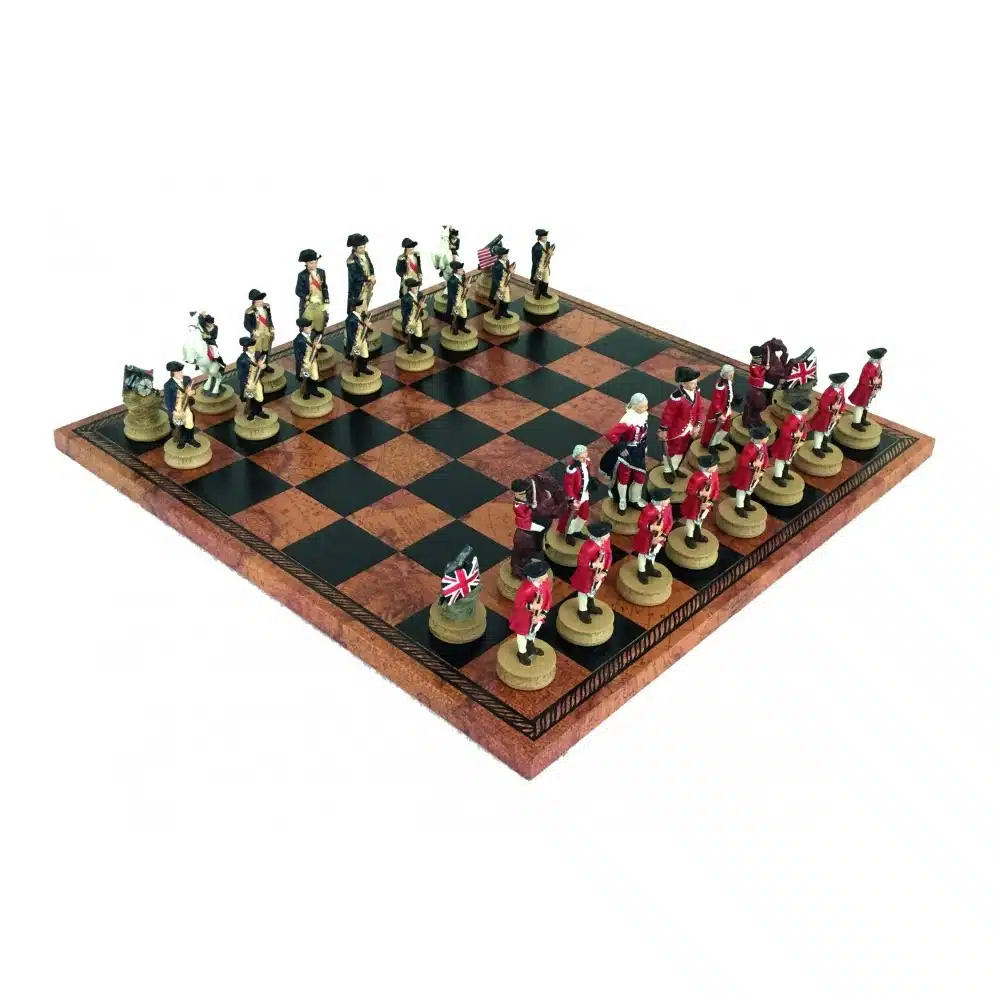 Jeu d'Echecs Révolution Américaine en Etain et Échiquier en Similicuir