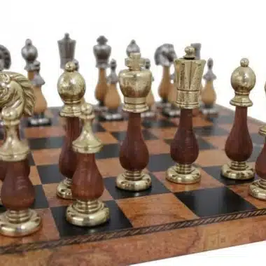 Alternative view of Jeu d'Echecs Arabesque en Bois et Métal et Échiquier en Similcuir