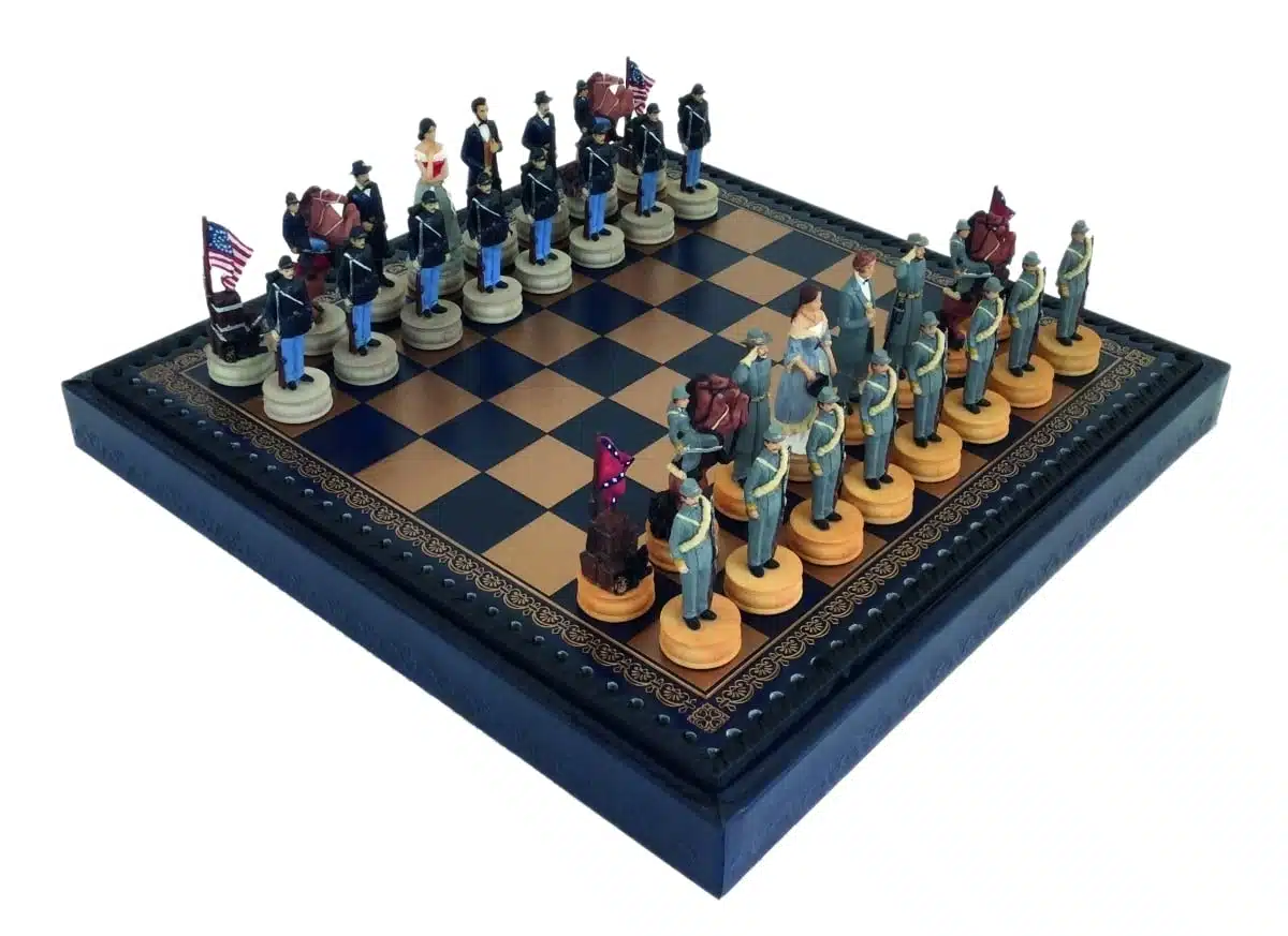 Jeu d'échecs Guerre Civile Américaine en résine sur échiquier en similicuir noir