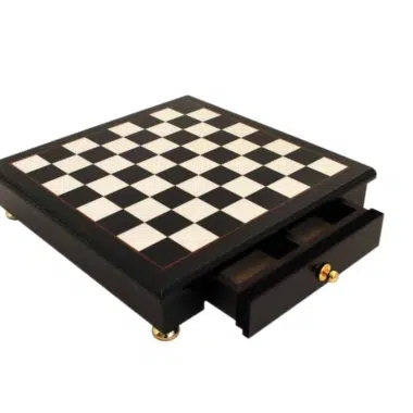Alternative view of Pieces Echecs Staunton en Plaque Or et Argent et Echiquier sur Pied en Bois de Bruyere Noir et Blanc avec Tiroir de Rangement