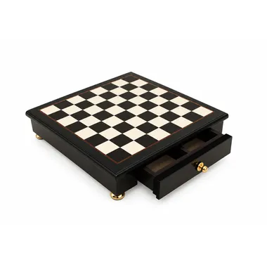 Échiquier en bois noir et blanc sur pied avec tiroir de rangement ouvert