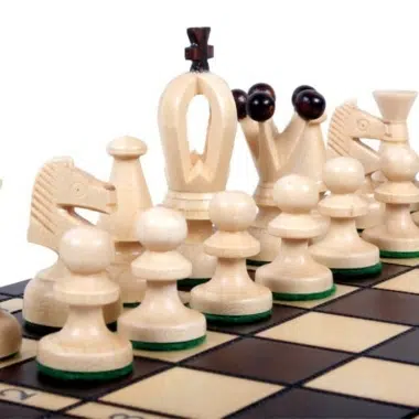 Pieces Echecs et Plateau de Jeu en Bois Pliable – Image 4