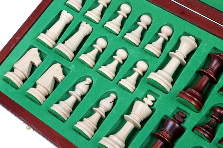 Master Of Chess – Échiquier Bois Pliable 2 En 1 Échecs Et Dames – Voyage – 35 Cm – Fait Main Pologne