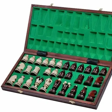Alternative view of Echiquier et Pieces Echecs en Bois Pliant