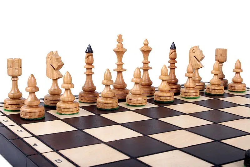 Grand Jeu d'Echecs et Plateau de Jeu Pliant en Bois avec Rangement – Image 4