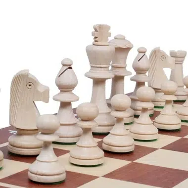 Alternative view of Echiquier Pliant et Jeu d'Echecs en Bois Taille 5