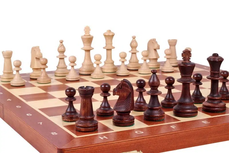 Echiquier et Jeu d'Echecs en Bois avec Rangement – Image 4