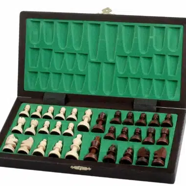 Alternative view of Petit Jeu d'Echecs Magnetique en Bois avec Rangement