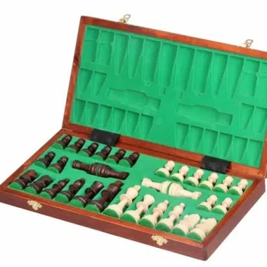 Alternative view of Echiquier Pliable et Jeu d'Echecs en Bois avec Rangement