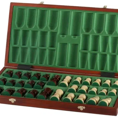 Alternative view of Grand Jeu d'Echecs Pliant en Bois avec Rangement