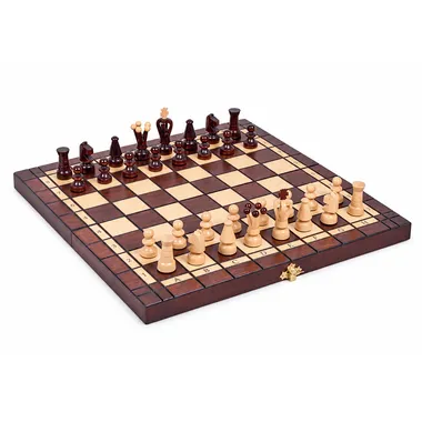 Échiquier pliable en bois avec pièces d'échecs claires et foncées en place