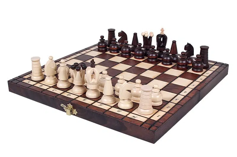 Jeu d'Echecs en Bois Orné Pliable - 31x31 cm