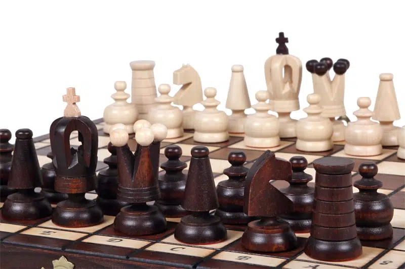 Jeu d'Echecs en Bois Orné Pliable - 31x31 cm – Image 5