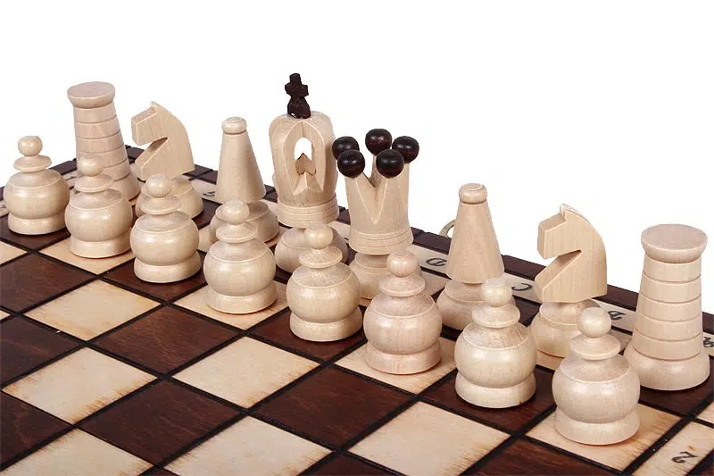 Jeu d'Echecs en Bois Orné Pliable - 31x31 cm – Image 4
