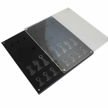 Alternative view of Jeu d'Echecs Design Noir et Transparent en Plexiglas avec Rangement