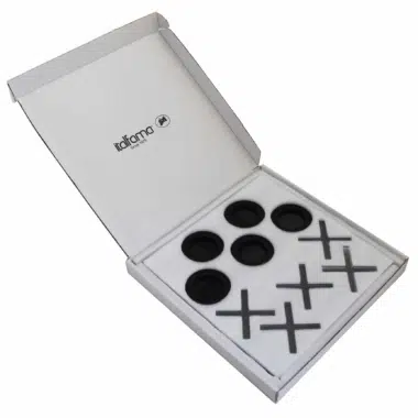 Alternative view of Jeu Morpion Noir et Blanc en Plexiglas avec Rangement