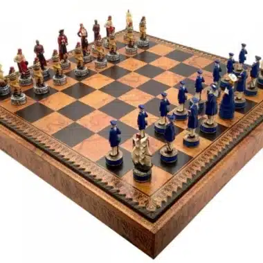 Alternative view of Figurines d'Echecs Pirates et Echiquier en Similicuir avec Rangement