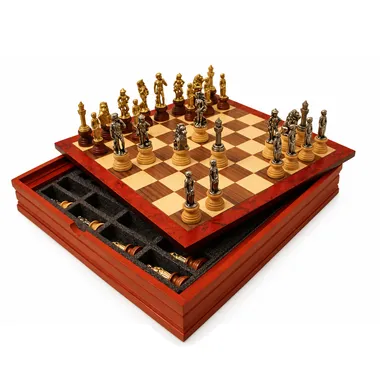 Jeu d'échecs Florence complet sur échiquier en bois avec coffret de rangement ouvert