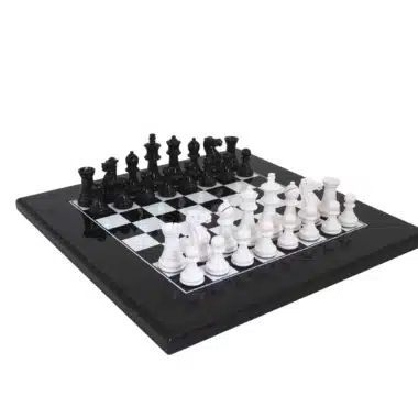 Ensemble Jeu d'Echec Bicolore Noir et Blanc Moderne en Bois Laqué