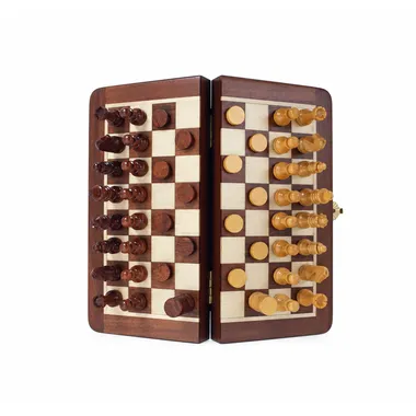 Jeu d'échecs et de dames pliable en bois vu de dessus, ouvert