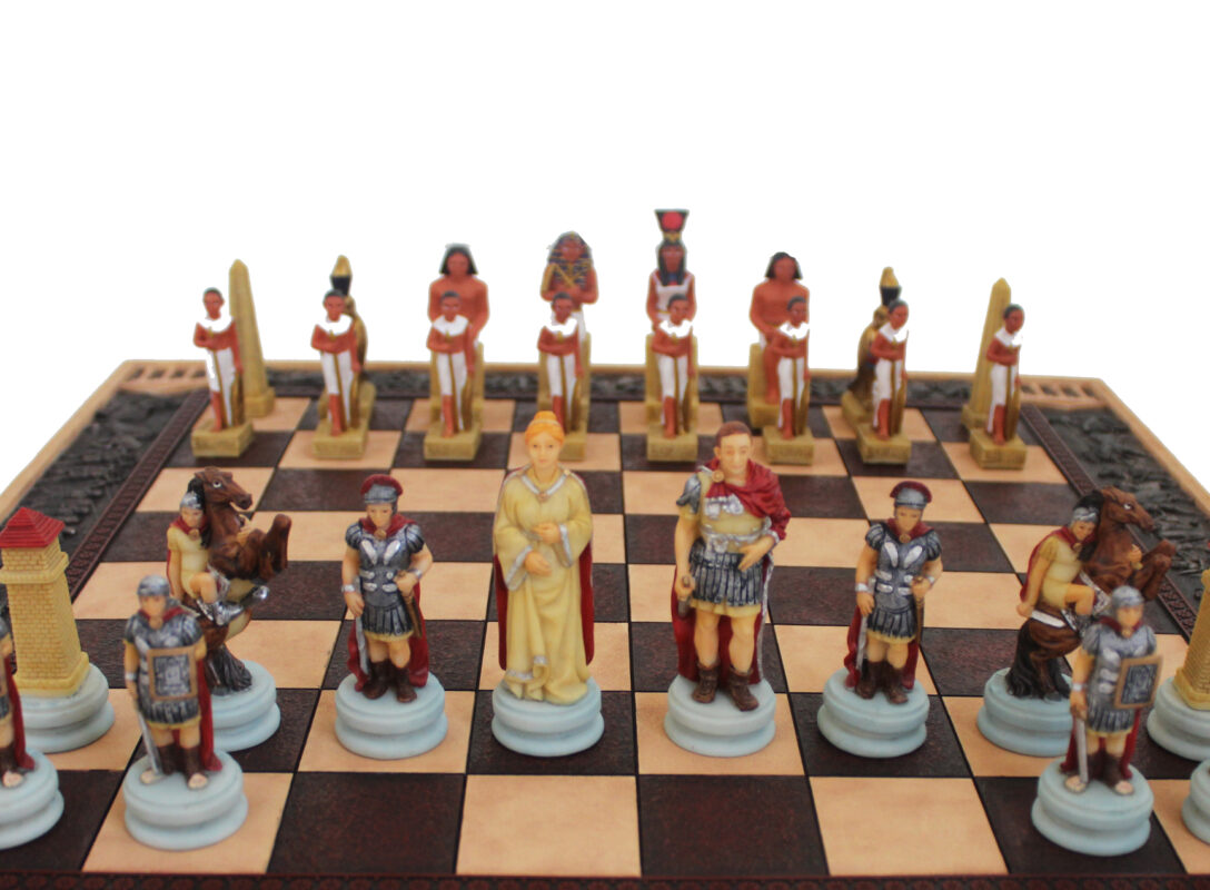 Pièces d'échecs Lewis Petit Modèle