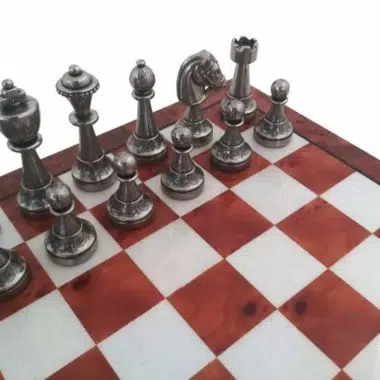 Alternative view of Pieces Echecs Staunton et Echiquier sur Pied avec Tiroir de Rangement en Bois