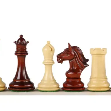 Pieces d'Echecs en Bois de Buis et Padouk