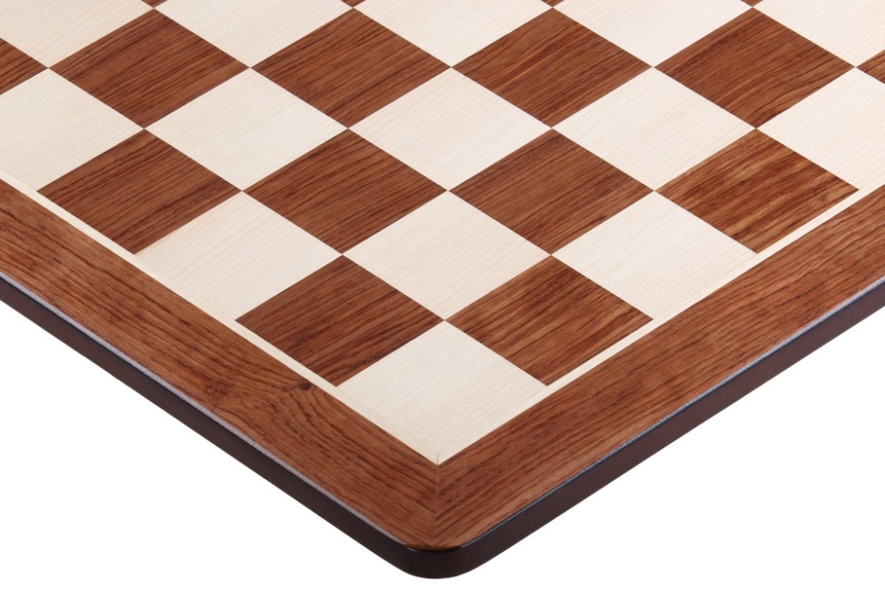 Ensemble Jeu Échecs en Bois de Buis et Echiquier en Bois de Padouk