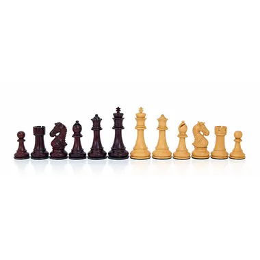 Pièces d'échecs en racine de palissandre foncé et buis clair, vue frontale
