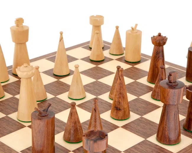 Jeu d'Echecs Art Deco en Bois – Image 2