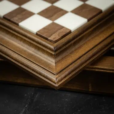 Échiquier en Bois avec Plateau de Jeu en Marbre et Compartiment de Rangement
