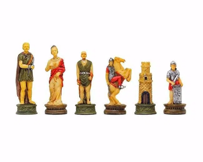 Ensemble Jeu d'Échecs Romains VS Gladiateurs et Échiquier en Bois d'Érable – Image 4