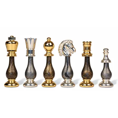 Pièces d'échecs en laiton doré et argenté, détail roi, tour, cavalier