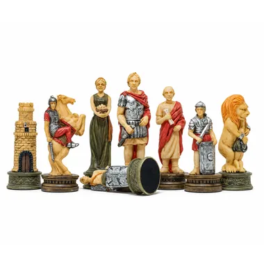 Pièces d'échecs romaines détaillées : tour, cavalier, reine, roi et lion