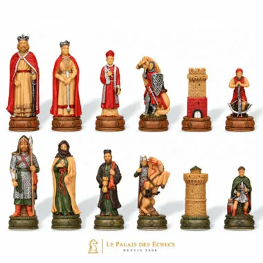 Pièces d'échecs Camelot : rois, évêques, chevaliers et tours peints à la main