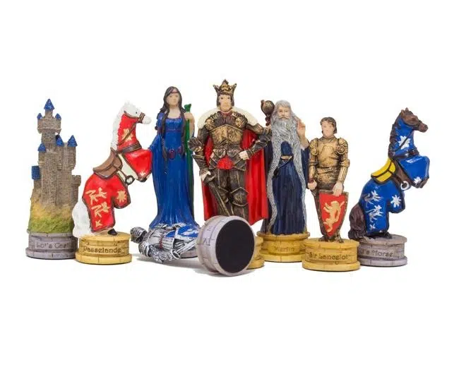 Ensemble Jeu d'Échecs Roi Arthur en Résine et Échiquier en Similicuir – Image 2