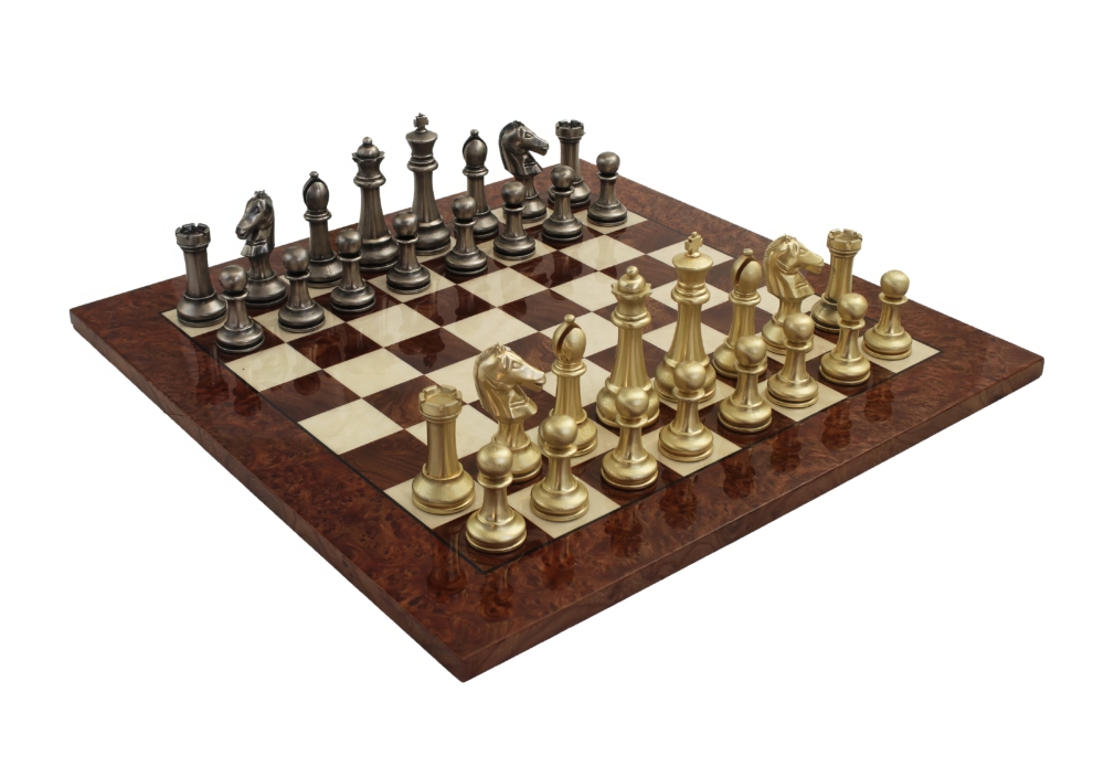 Ensemble de Jeu d'Echecs de Luxe en Métal et Échiquier en Bois d'Orme et de Bruyère Finition Brillante