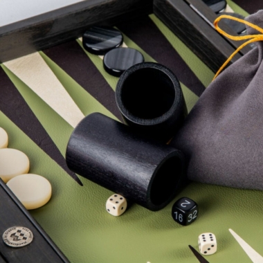 Backgammon en Similicuir Ecologique Vert Olive – Set de Luxe 48 x 30 cm