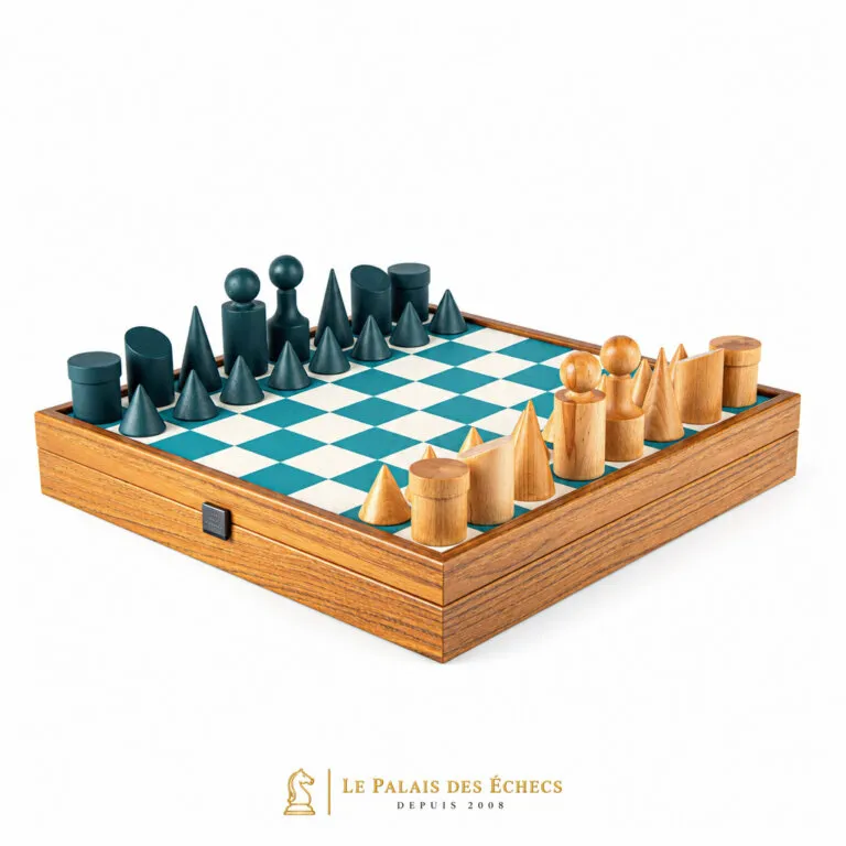 Jeu d'Echecs Bauhaus Turquoise et Naturel - Échiquier en Bois et Similicuir & Pièces en bois