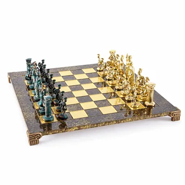 Jeu d'échecs gréco-romain, vue d'ensemble des armées vertes et dorées