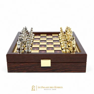 Ensemble complet Empire Byzantin ouvert dans son coffret en bois foncé