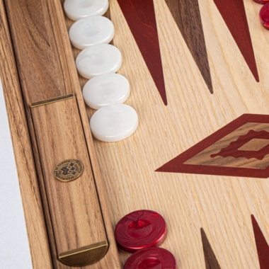 Backgammon en Bois de Chêne et Noyer Américain avec Supports Latéraux