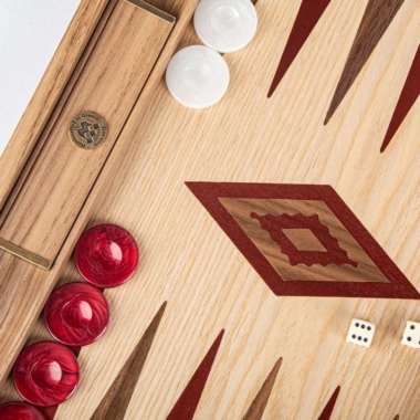 Backgammon en Bois de Chêne et Noyer Américain avec Supports Latéraux