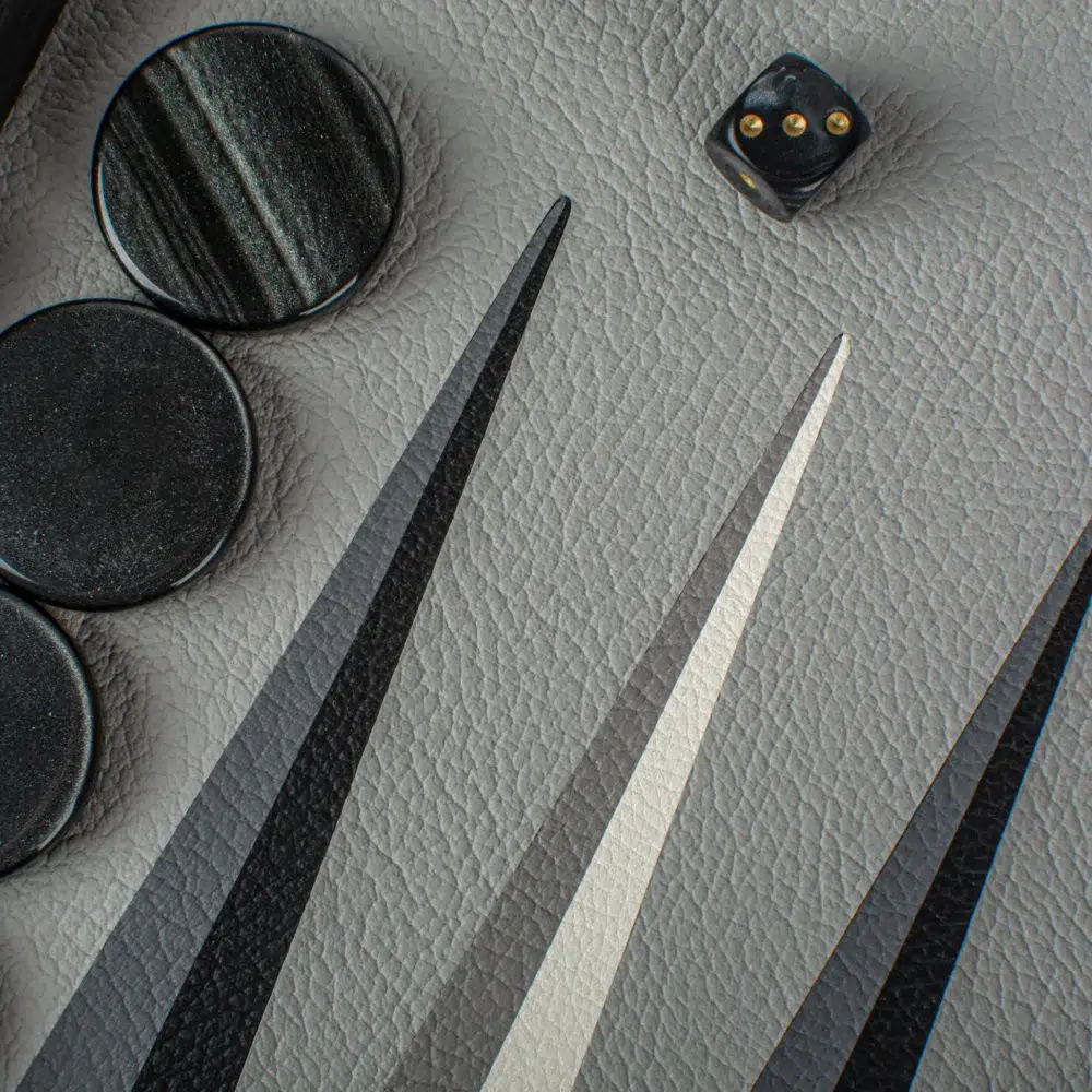Ensemble de Backgammon en Similicuir Trilogy de Gris - Jeu de Luxe avec Finition en Similicuir