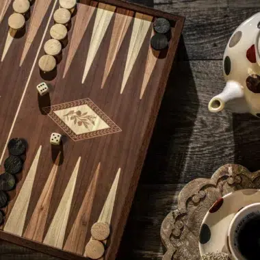 Ensemble de Jeux Classique 2-en-1 : Échecs et Backgammon