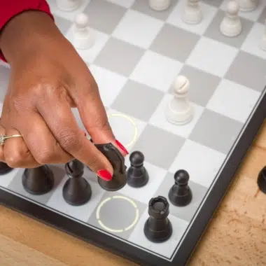 Jeu d'Echecs Electronique Portable DGT Pegasus