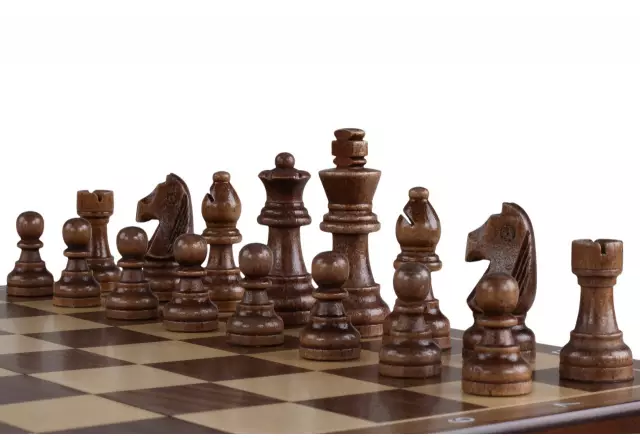 Jeu d’Echecs Magnétique en Noyer et Erable 31 cm – Pièces Staunton Stables et Plateau Portable