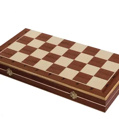 Jeu d’Echecs du Château Grand Format en Bois – 60 x 60 cm