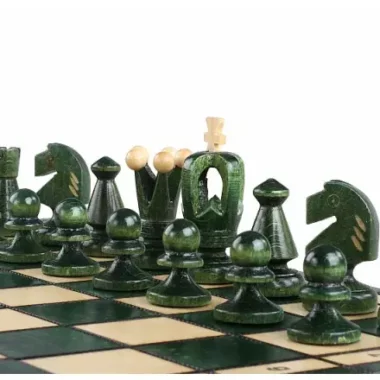 Jeu d’Echecs en Bois Vert et Ivoire Pliant et avec Rangement