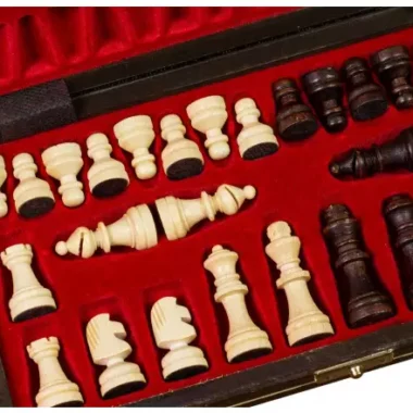 Jeu d’Echecs Magnétiques de Voyage en Bois 27 x 27 cm